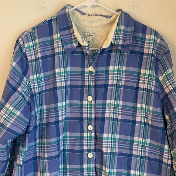 L.L. Bean Women Fleece-Lined Flannel Shirt, Snap-Front Plaid size large red EUC - Picture 2 of 11